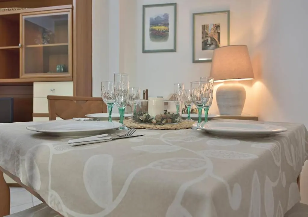 Janette Flexyrent Apartment Рапалло 0*,  Италия