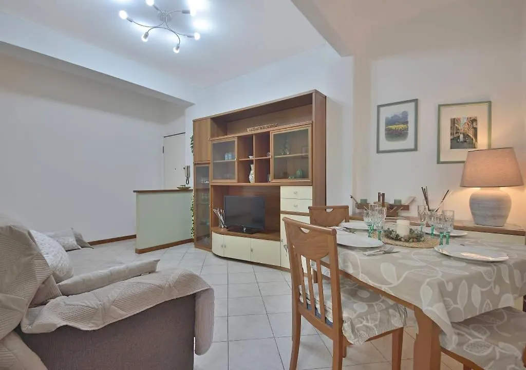 Janette Flexyrent Apartment Rapallo 0*,