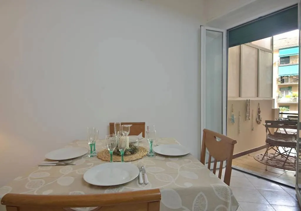 Janette Flexyrent Apartment Rapallo