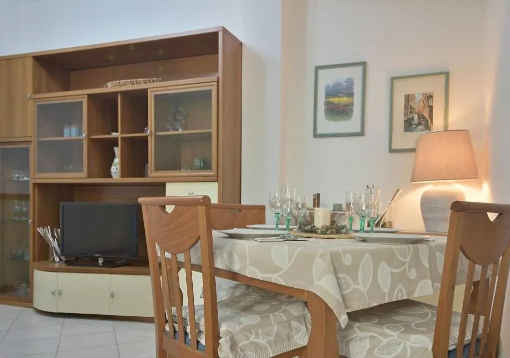 Janette Flexyrent Apartment Rapallo